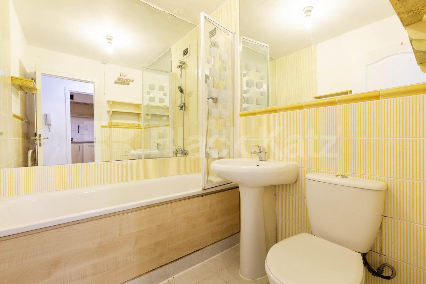 Spacious one double bedroom property set in an amazing location Fitzroy Street, Fitzrovia